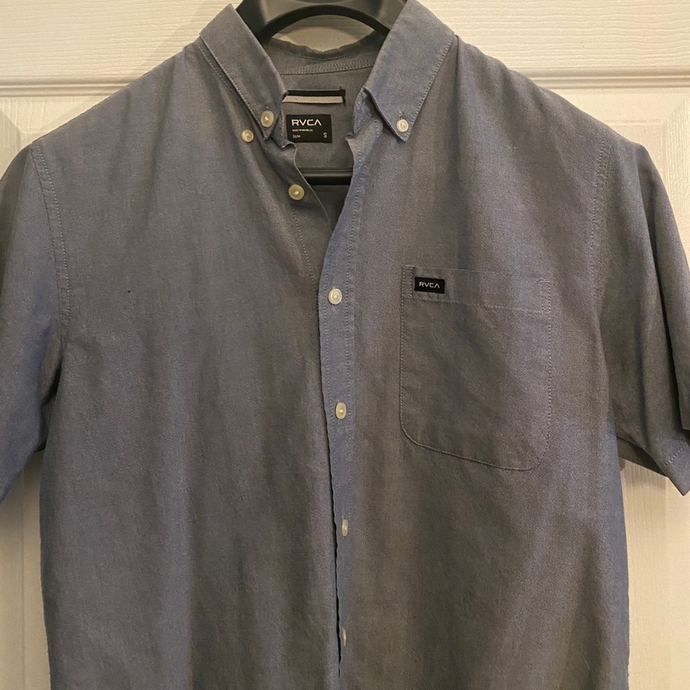 Men’s RVCA Short-Sleeve Button-Up - Picture 4 of 4